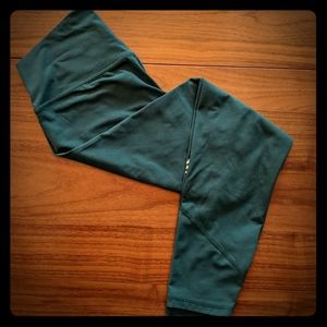P'tula Alainah Allure Legging in Forest Green EUC